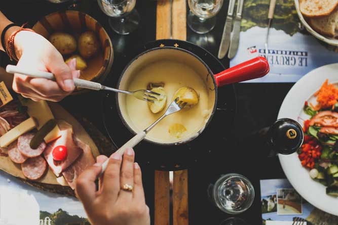 Schweizer Käse Fondue